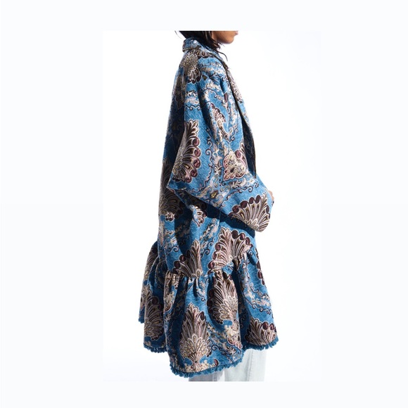 Azalea wang pavlova coat - Picture 4 of 4